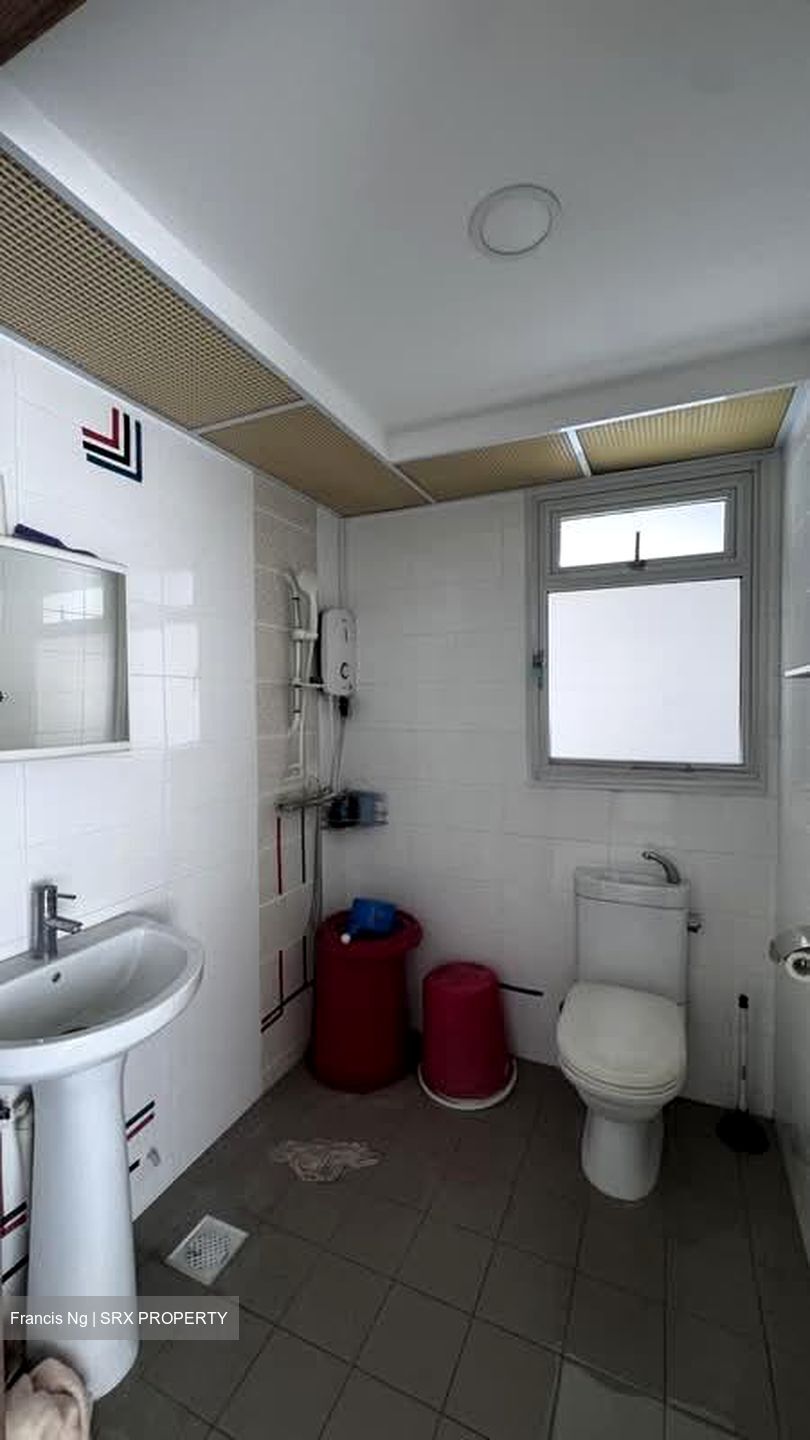Blk 450D West Terra @ Bukit Batok (Bukit Batok), HDB 2 Rooms #598022501